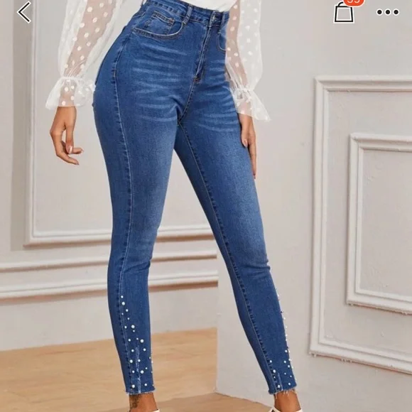 Skinny Jeans with pearls Size Large - Picture 3 of 9